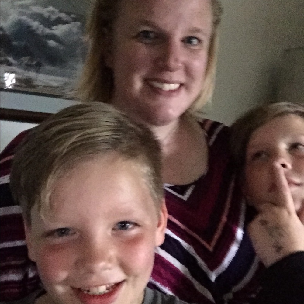 Meet your Posher, Stephanie